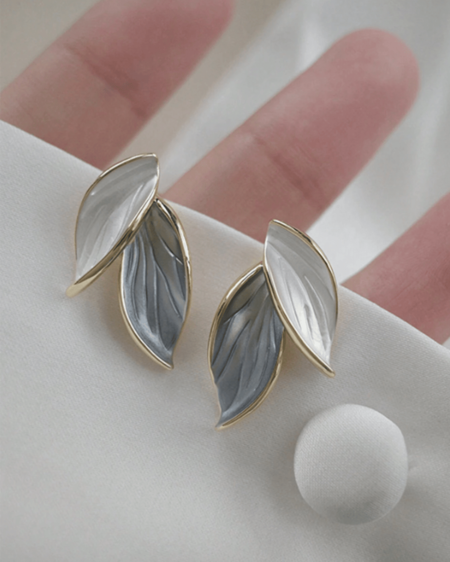 Luna Leaves - Opulent Lebanon