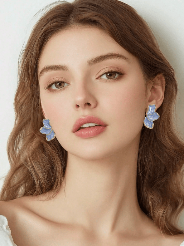 Petal Muse - Opulent Lebanon