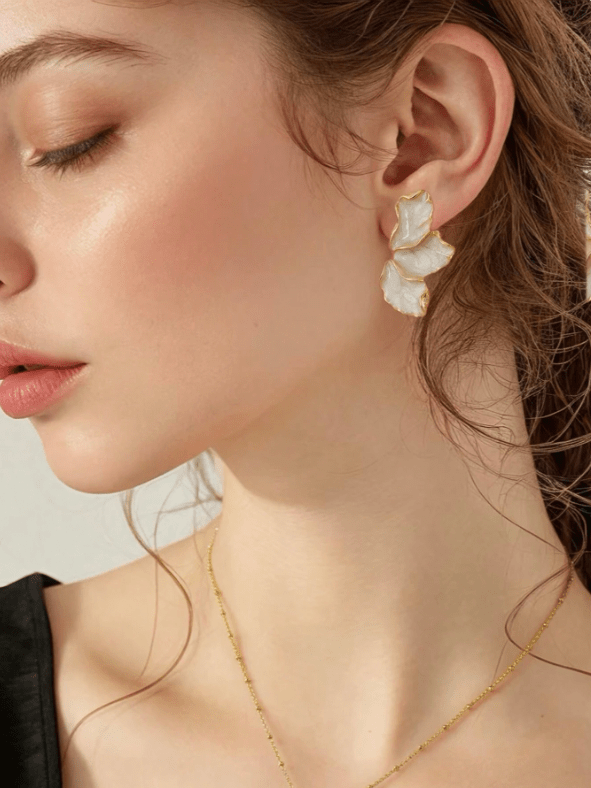 Petal Muse - Opulent Lebanon